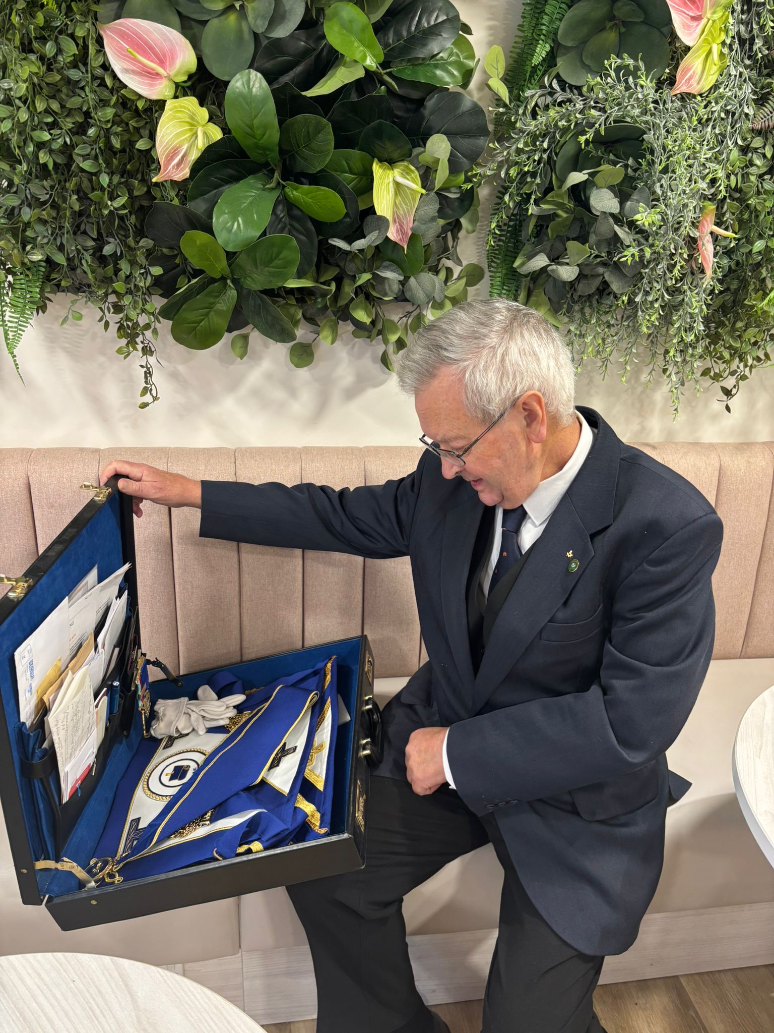 At Kingsclere Court Care Home, a resident enjoyed a meaningful lodge meeting, honouring lifelong connections and creating a truly special moment.