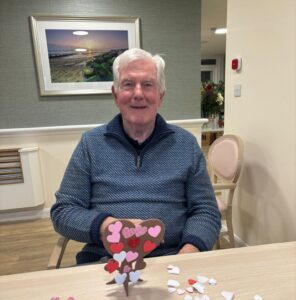 At Kingsclere Court Care Home, residents enjoyed a creative art and puzzle session filled with teamwork, conversation, and brain-boosting fun.