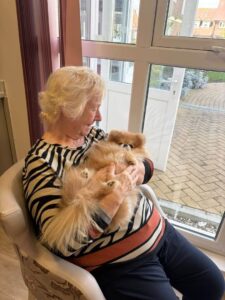 Kingsclere Court Care Home puppy visit
